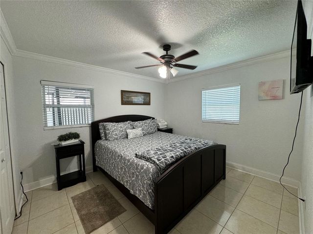 2702 CAMPUS HILL DRIVE, Tampa, FL 33612