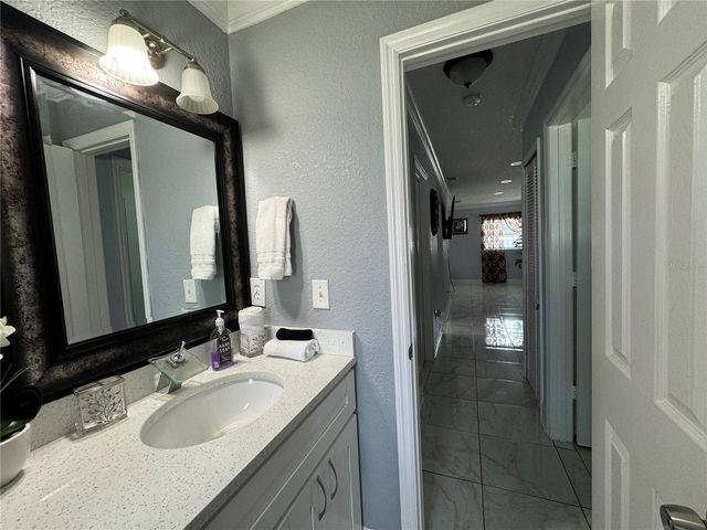 2702 CAMPUS HILL DRIVE, Tampa, FL 33612