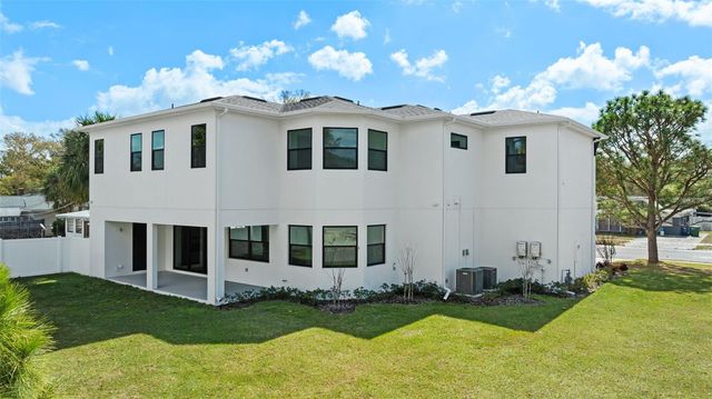 4009 W EUCLID AVENUE, Tampa, FL 33629