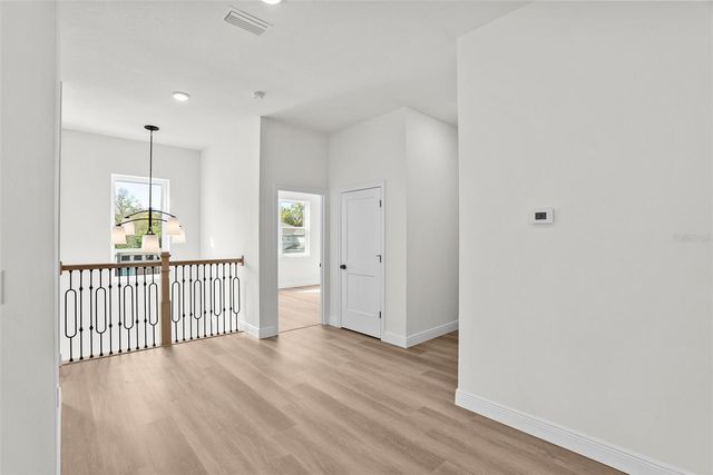 4009 W EUCLID AVENUE, Tampa, FL 33629