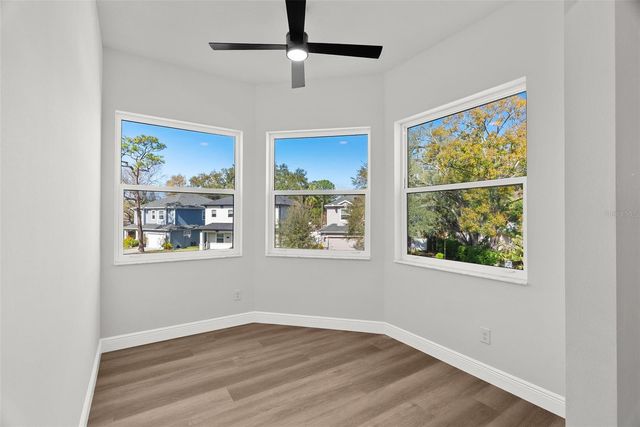 4009 W EUCLID AVENUE, Tampa, FL 33629