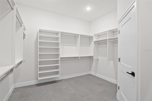 4009 W EUCLID AVENUE, Tampa, FL 33629