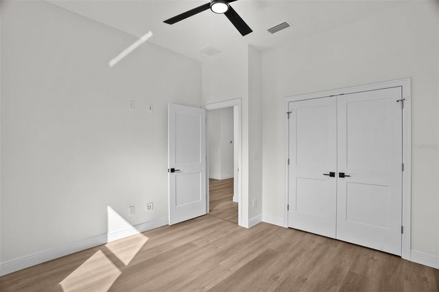 4009 W EUCLID AVENUE, Tampa, FL 33629