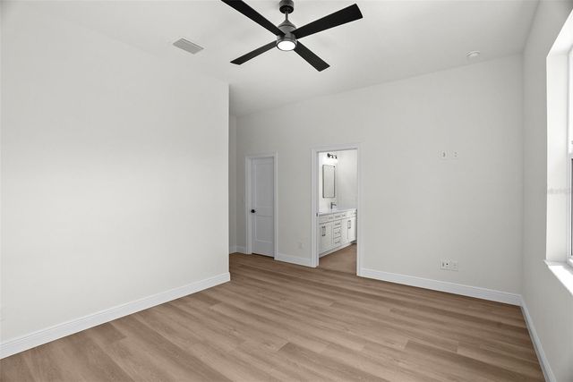 4009 W EUCLID AVENUE, Tampa, FL 33629