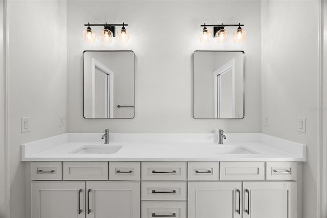 4009 W EUCLID AVENUE, Tampa, FL 33629