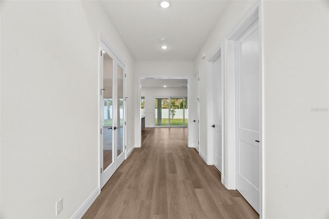 4009 W EUCLID AVENUE, Tampa, FL 33629