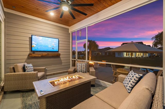 849 Crystal Water Way, Myrtle Beach, SC 29579