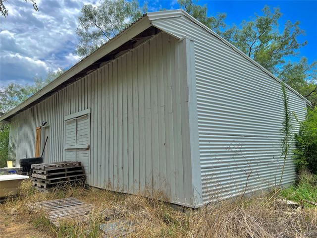 5910 SH-34, Oak Ridge, TX 75142