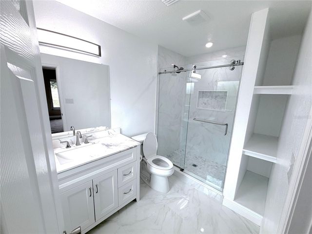 11505 N ROME AVENUE, Tampa, FL 33612