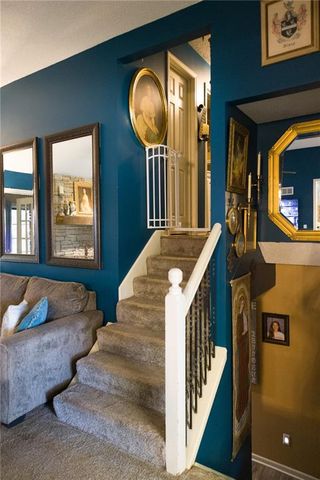 1513 NW Weatherstone Court, Blue Springs, MO 64015