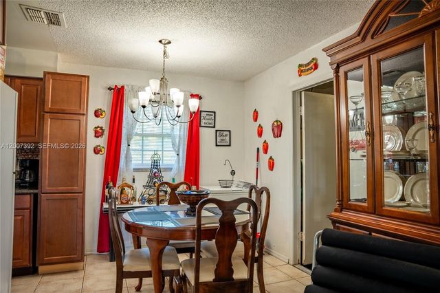 6924 Holly Creek Rd, Orlando, FL 32798