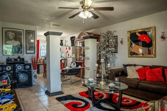 6924 Holly Creek Rd, Orlando, FL 32798