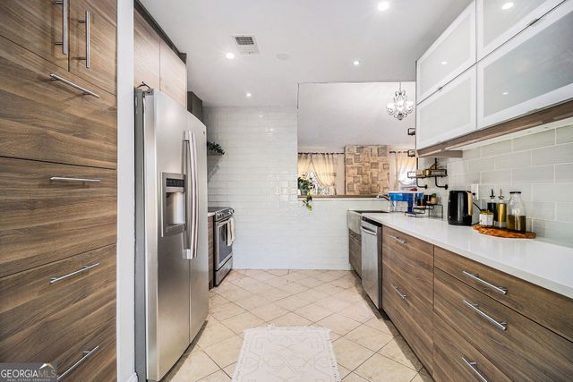 128 Graybrook Court, Grayson, GA 30017