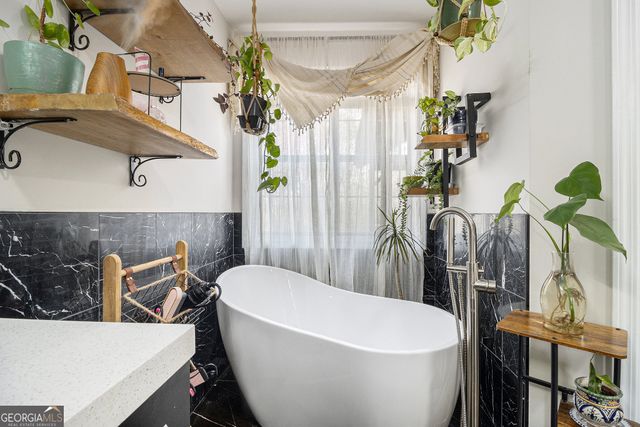 128 Graybrook Court, Grayson, GA 30017