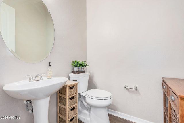 836 E Gary Lane, Phoenix, AZ 85042