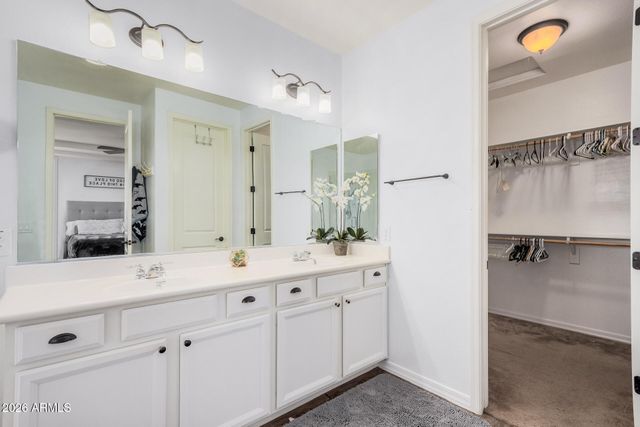 836 E Gary Lane, Phoenix, AZ 85042