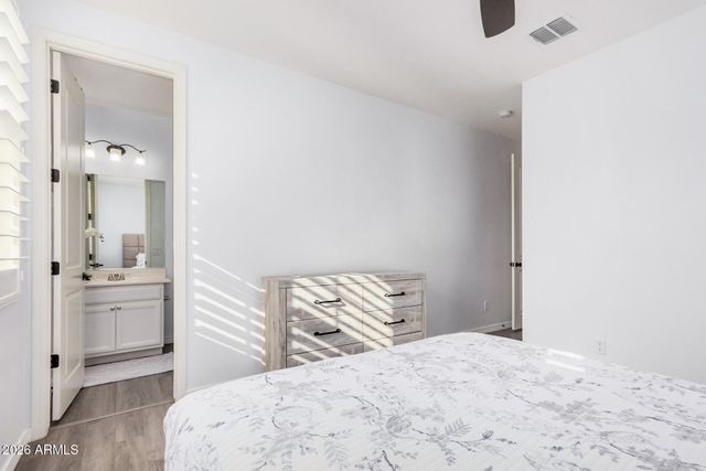 836 E Gary Lane, Phoenix, AZ 85042