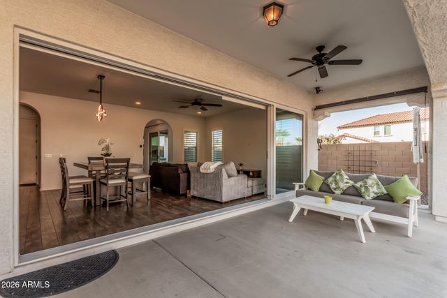 836 E Gary Lane, Phoenix, AZ 85042