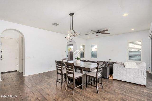 836 E Gary Lane, Phoenix, AZ 85042