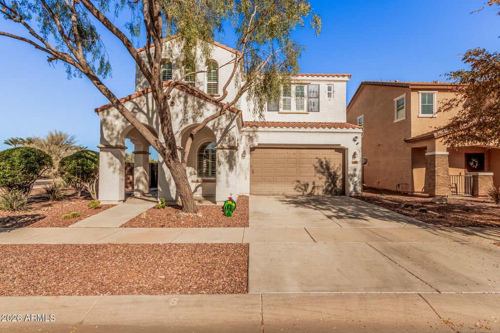 836 E Gary Lane, Phoenix, AZ 85042