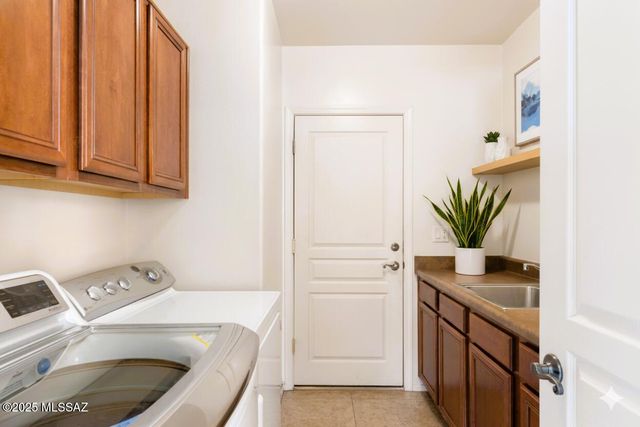 10612 S Blackhawk Ridge Place, Vail, AZ 85641