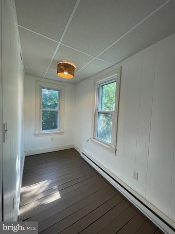 301 N MARKET ST, Myerstown, PA 17067