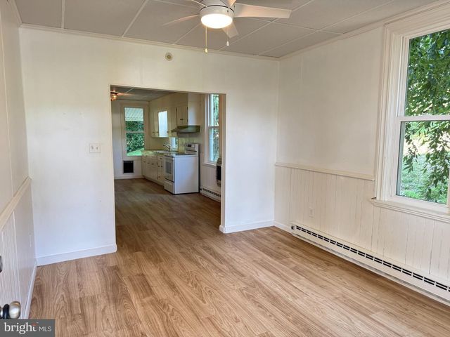 301 N MARKET ST, Myerstown, PA 17067