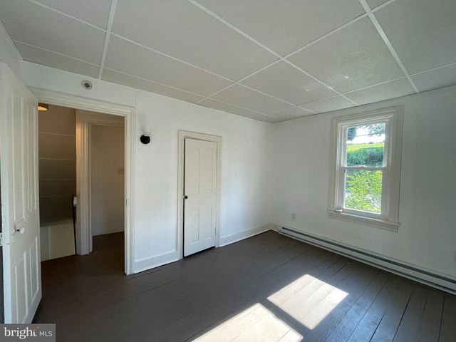 301 N MARKET ST, Myerstown, PA 17067