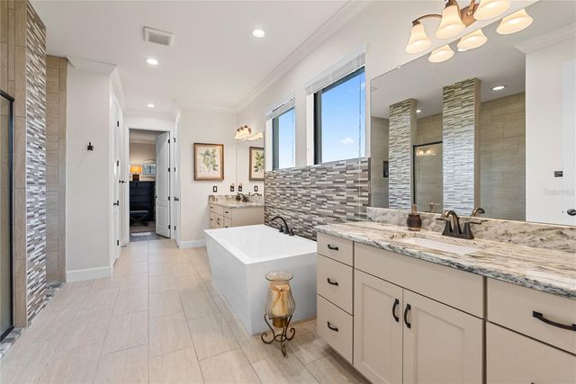 5219 LAKE VENICE DRIVE, Wimauma, FL 33598