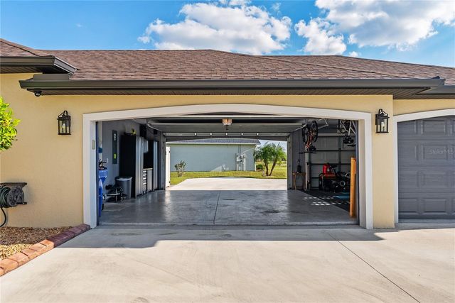 5219 LAKE VENICE DRIVE, Wimauma, FL 33598