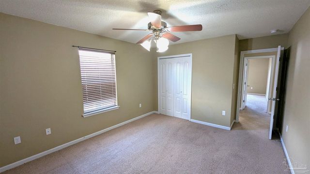 7976 Promise Creek Rd, Navarre, FL 32566