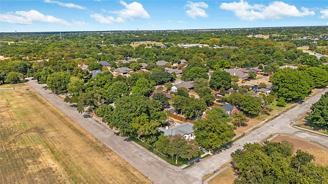 3703 Windmill Lane, Plano, TX 75074