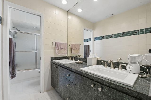 902 Egret Avenue, Fort Pierce, FL 34982