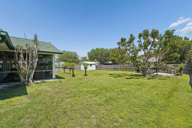 902 Egret Avenue, Fort Pierce, FL 34982