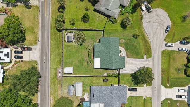 902 Egret Avenue, Fort Pierce, FL 34982
