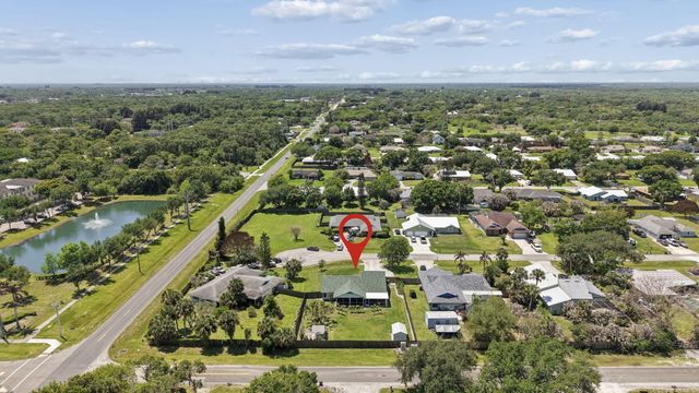 902 Egret Avenue, Fort Pierce, FL 34982