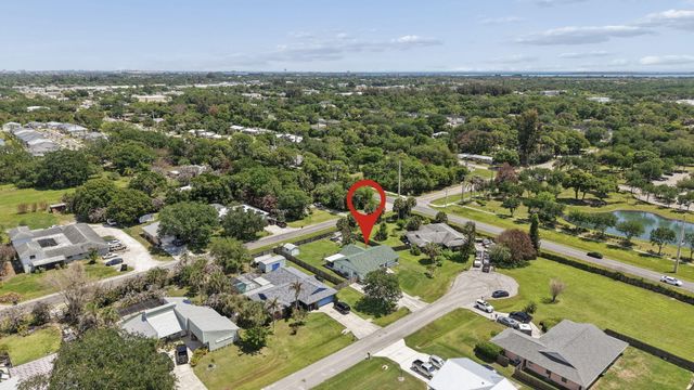902 Egret Avenue, Fort Pierce, FL 34982