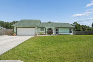 902 Egret Avenue, Fort Pierce, FL 34982