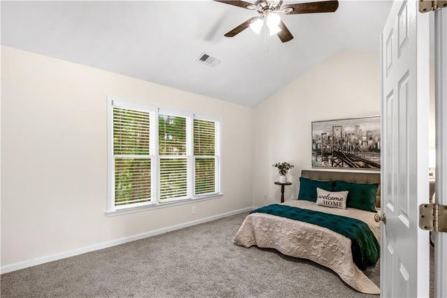 1150 Northpoint Trace, Roswell, GA 30076