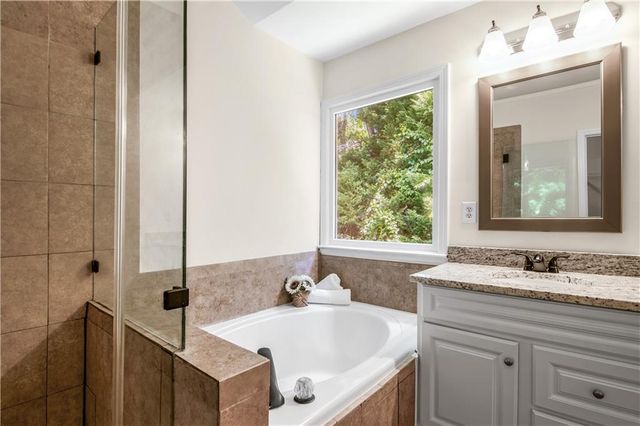 1150 Northpoint Trace, Roswell, GA 30076
