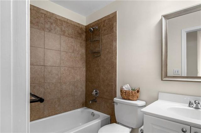 1150 Northpoint Trace, Roswell, GA 30076