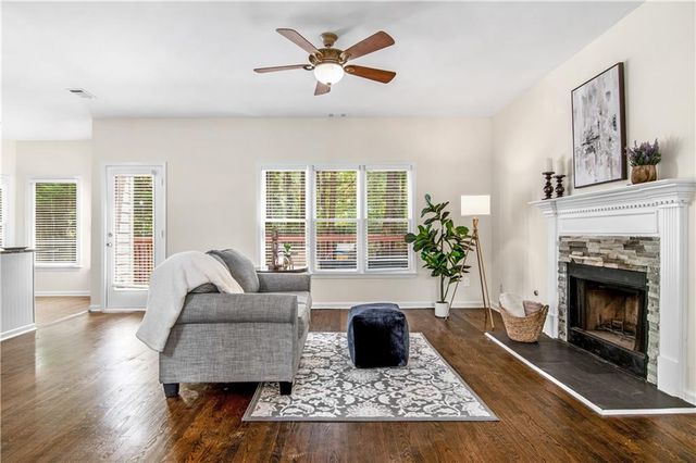 1150 Northpoint Trace, Roswell, GA 30076