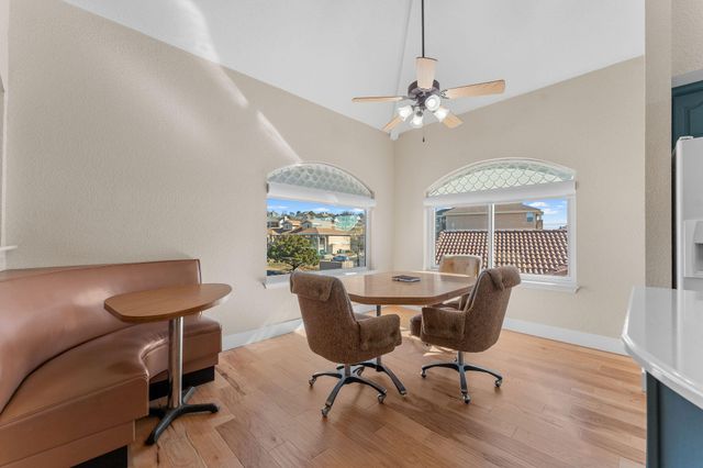 680 Emerald Pointe Drive 7, Hollister, MO 65672