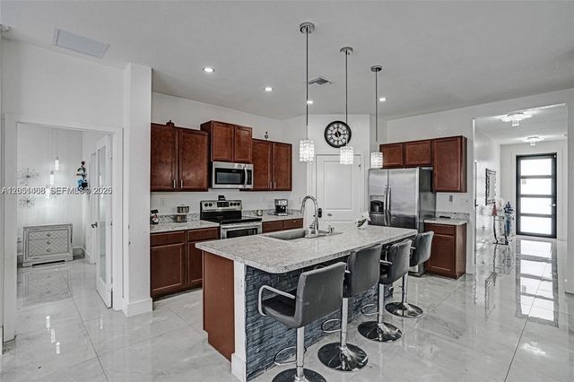 27563 SW 133rd Avenue, Homestead, FL 33032
