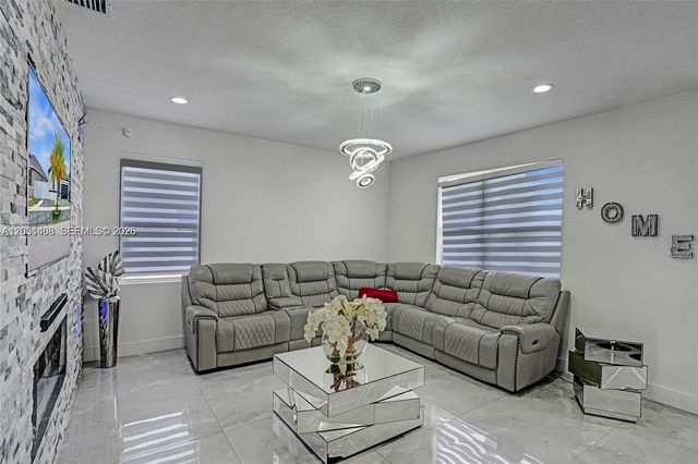 27563 SW 133rd Avenue, Homestead, FL 33032