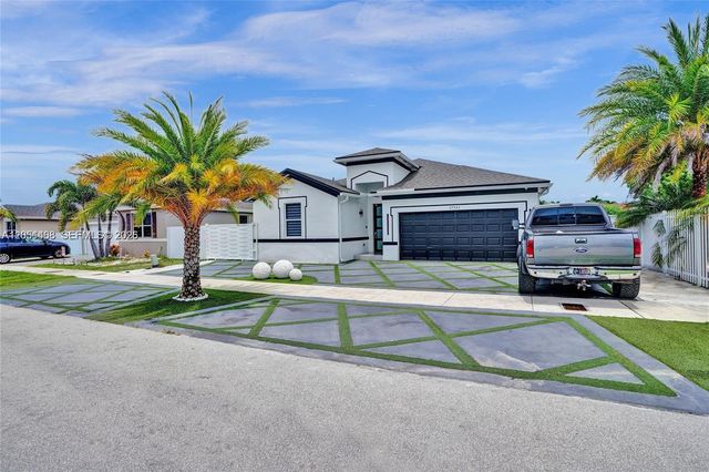 27563 SW 133rd Avenue, Homestead, FL 33032