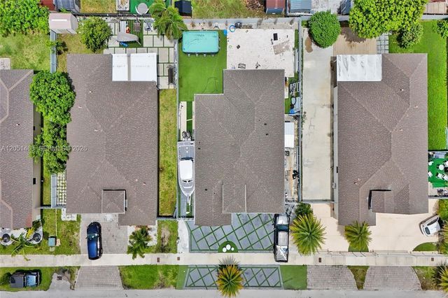 27563 SW 133rd Avenue, Homestead, FL 33032