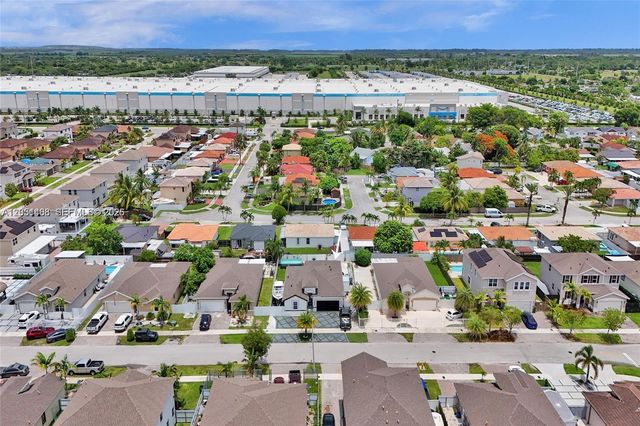 27563 SW 133rd Avenue, Homestead, FL 33032