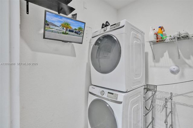 27563 SW 133rd Avenue, Homestead, FL 33032