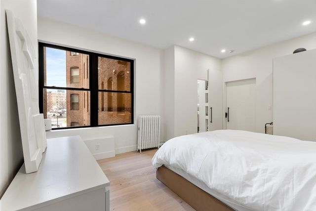 382 Commonwealth Ave 24, Boston, MA 02215